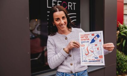 Eugénie Lefort, vigneronne au Domaine de Villeneuve à Lys-Haut-Layon, organise chaque printemps la soirée « Villeneuve entre Cowpin », une guinguette conviviale au cœur du domaine. | La Voix Lyssoise – Kévin Nicouleaud